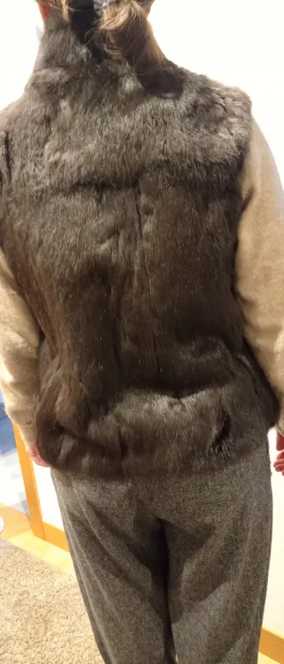 Chaleco piel conejo marrón