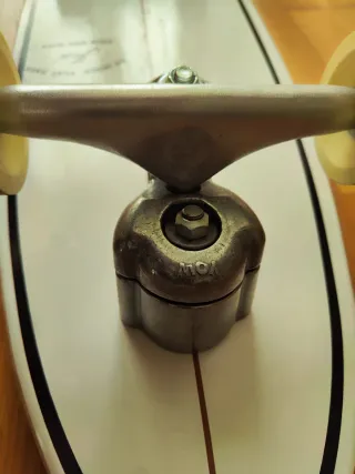 Surfskate Yow X Pyzel Shadow 33.5