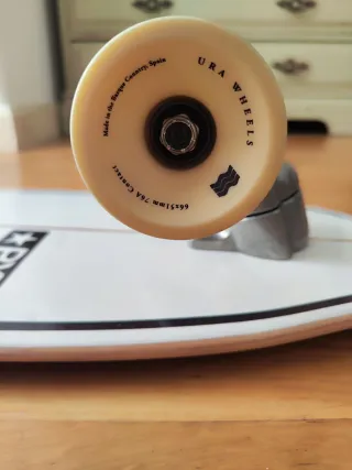 Surfskate Yow X Pyzel Shadow 33.5