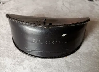 Fundas para gafas: Prada, Ray-B