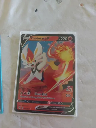 4 Cartas Pokémon Pikachu, Eevee, Deoxys, Cinderace
