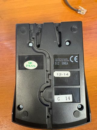 Base manos libres Plantronics para teléfono