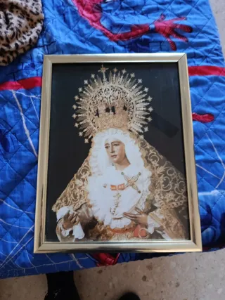 Cuadro Virgen con Marco Dorado
