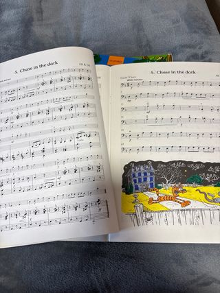 Libros de violonchelo Oxford Time Runners