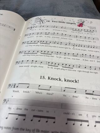 Libros de violonchelo Oxford Time Runners