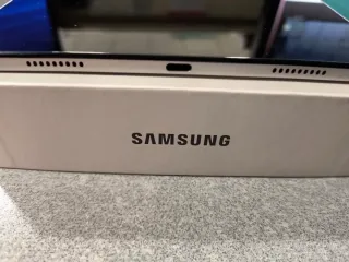 Samsung Galaxy Tab A8 10.5 plata