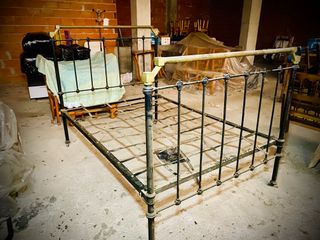 Cama Hierro y Bronce