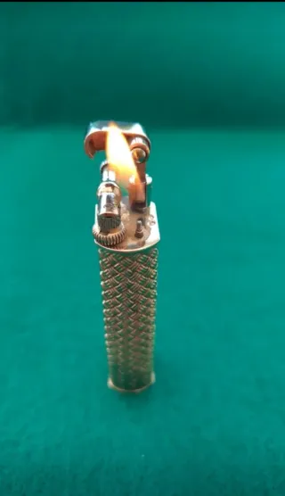 Encendedor Dunhill Chapado Oro