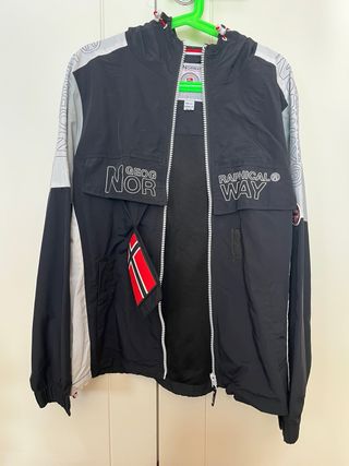 Cortavientos/Chubasquero Geographical Norway