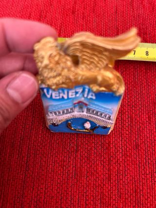 Imán de Venezia con León Alado