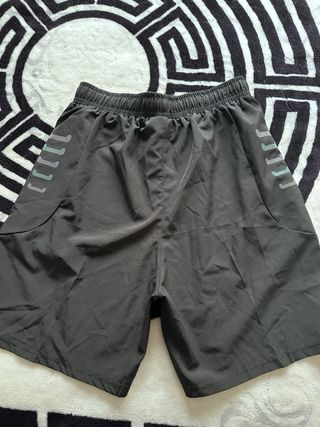 Conjunto deportivo Under Armour nuevo