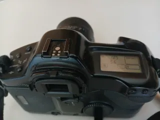 Cámara Canon EOS-1 Negra