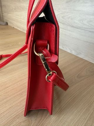 Bolso Benetton rojo pequeño