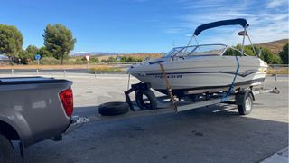 Barca de recreo Larson IKA