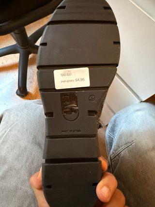 Botines negros y marrones con cremallera