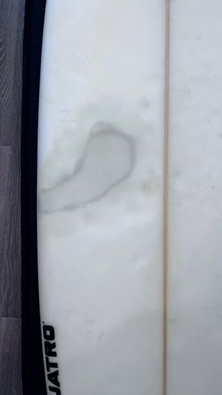 Tabla de surf QUATRO con funda