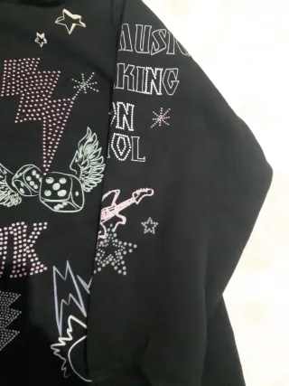 Sudadera Zara Negra con Estampado