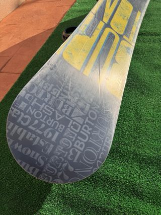 Snowboard Burton Clash 155cm y fijaciones flux