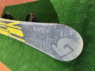 Snowboard Burton Clash 155cm y fijaciones flux