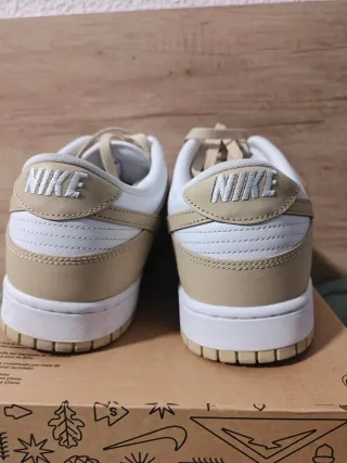 Zapatillas Nike Dunk Low Marrones y Blancas