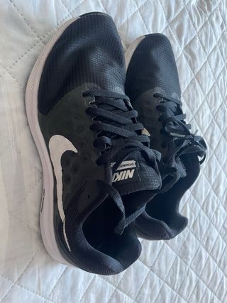 Nike Mujer Negras Talla 38