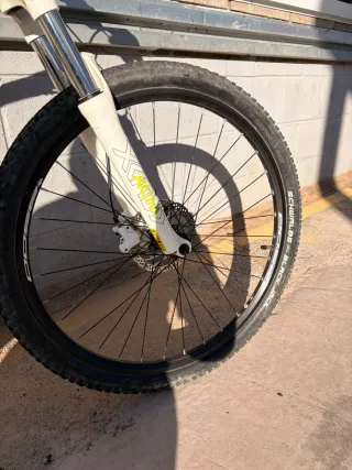 Bicicleta de montaña Conor