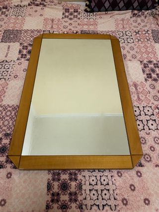 Grande specchio con cornice in legno