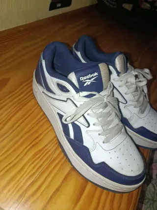 Zapatillas Reebok Azul y Blanco