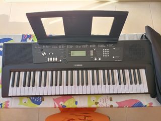 Teclado Yamaha EZ-220 Digital