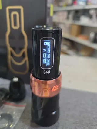 Máquina de Tatuaje Rotativa Negra y Dorada