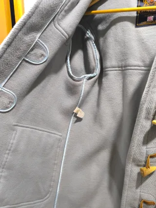 Abrigo azul claro mujer con capucha