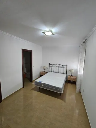 Alquiler piso zona Fernando IV