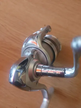 Carrete de pesca Daiwa Sweepfire E4000