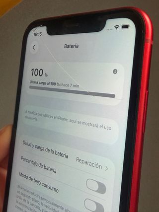 iPhone 11 Rojo