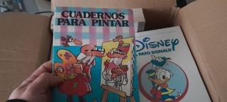 Caja de 4 kilos de papel de cómic y tomos