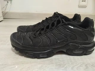 Nike TN Talla 45 Negras