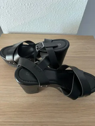 Sandalias plataforma negras CATWALK