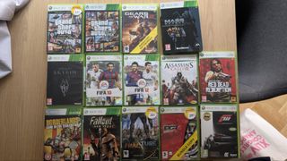 Xbox 360 + 10 Juegos + 2 Mandos