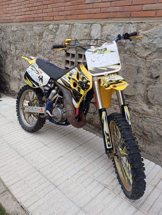 Suzuki RM 125 2T