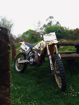 Suzuki RM 125 2T