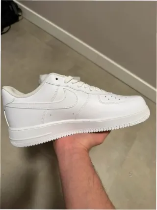 Nike Air Force 1 Low '07 Talla 45