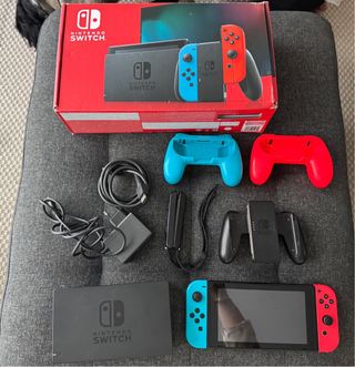 Nintendo Switch Roja y Azul