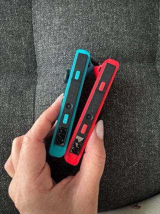 Nintendo Switch Roja y Azul