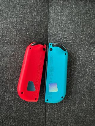 Nintendo Switch Roja y Azul