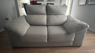 Sofá 3+2 plazas + 4 pufs