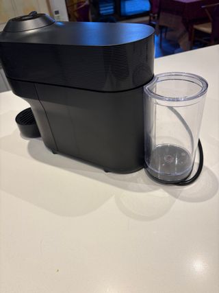 Cafetera Nespresso Vertuo Negra