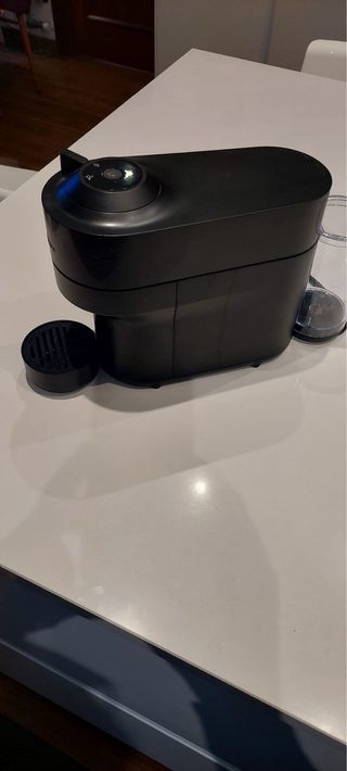 Cafetera Nespresso Vertuo Negra