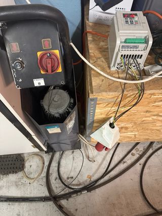 Elevador Mondolfo Ferro