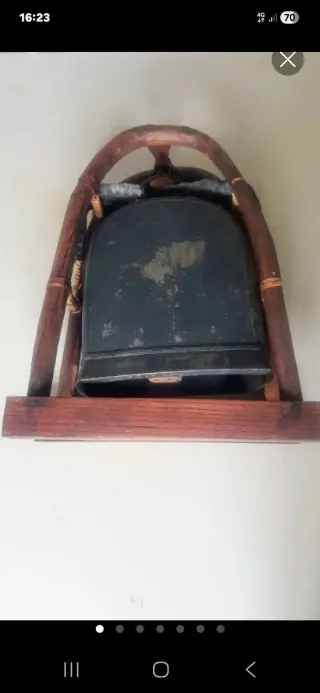 Campana tailandese da tempio in metallo