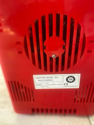 Nevera Portátil 4L Latas